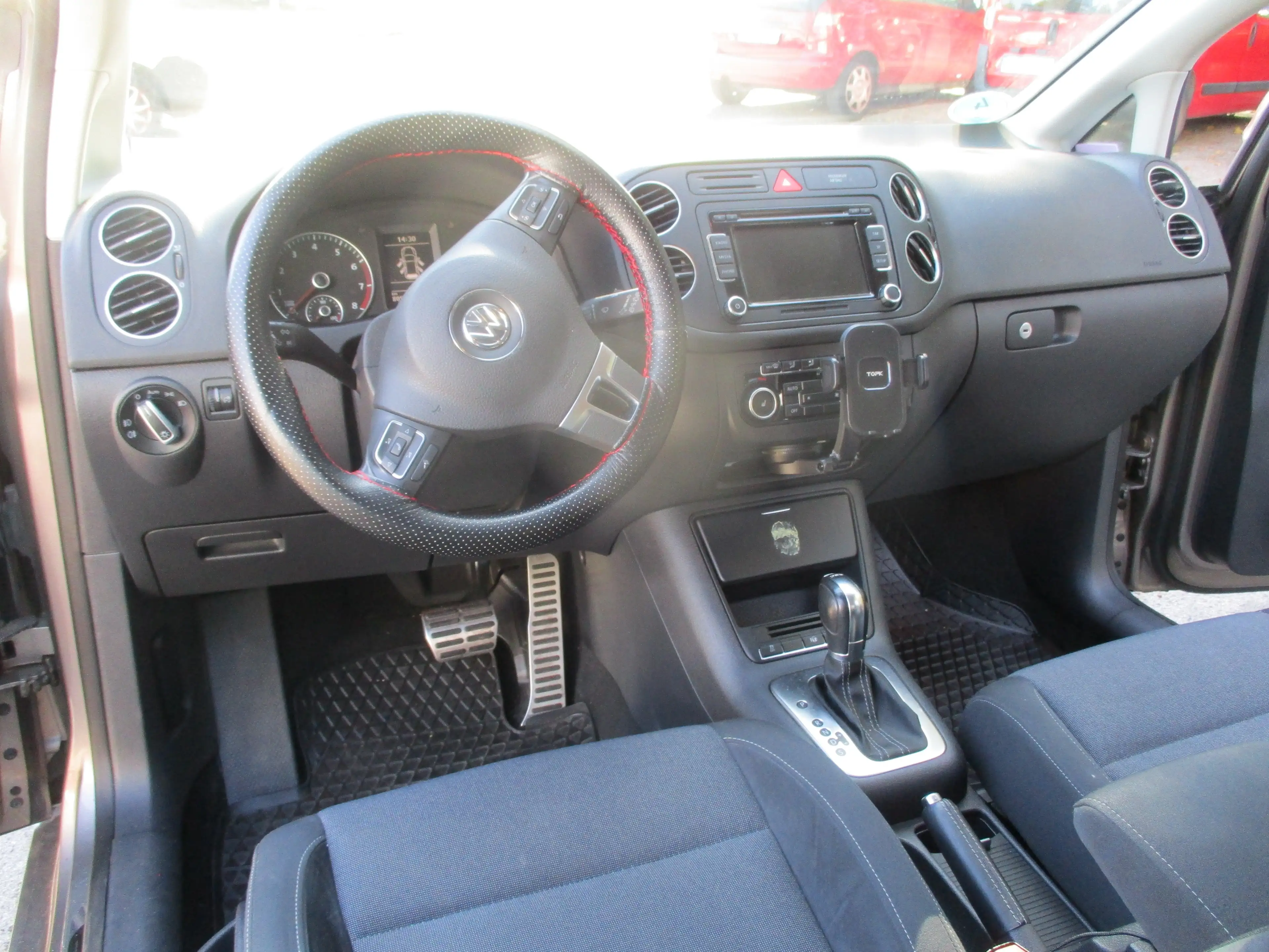 Volkswagen Golf Plus Style — photo 11