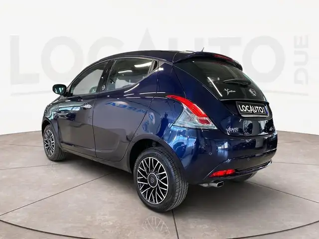 Lancia Ypsilon view 5