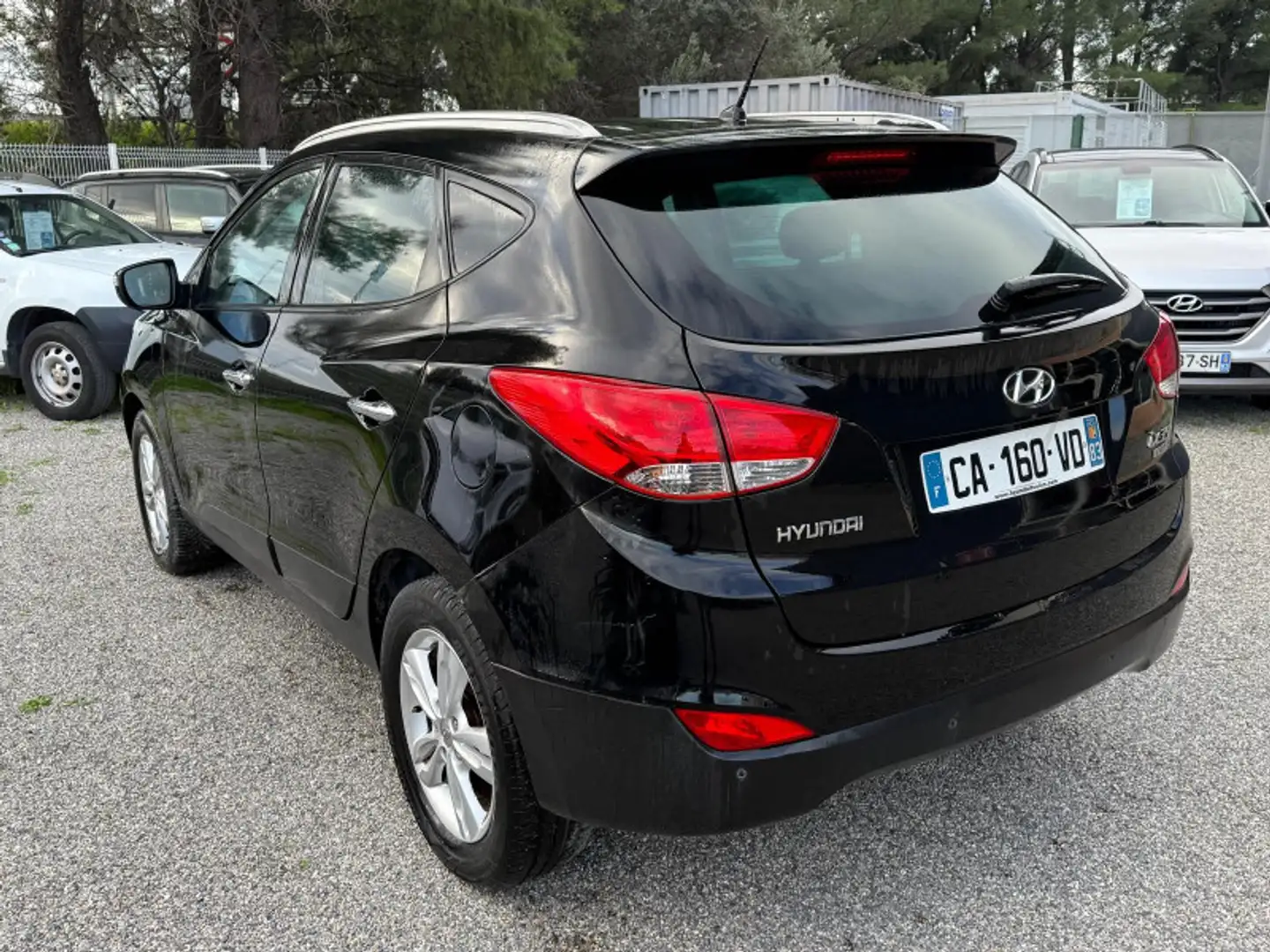 Hyundai iX35 2.0 CRDI136 PACK PREMIUM Schwarz - 2