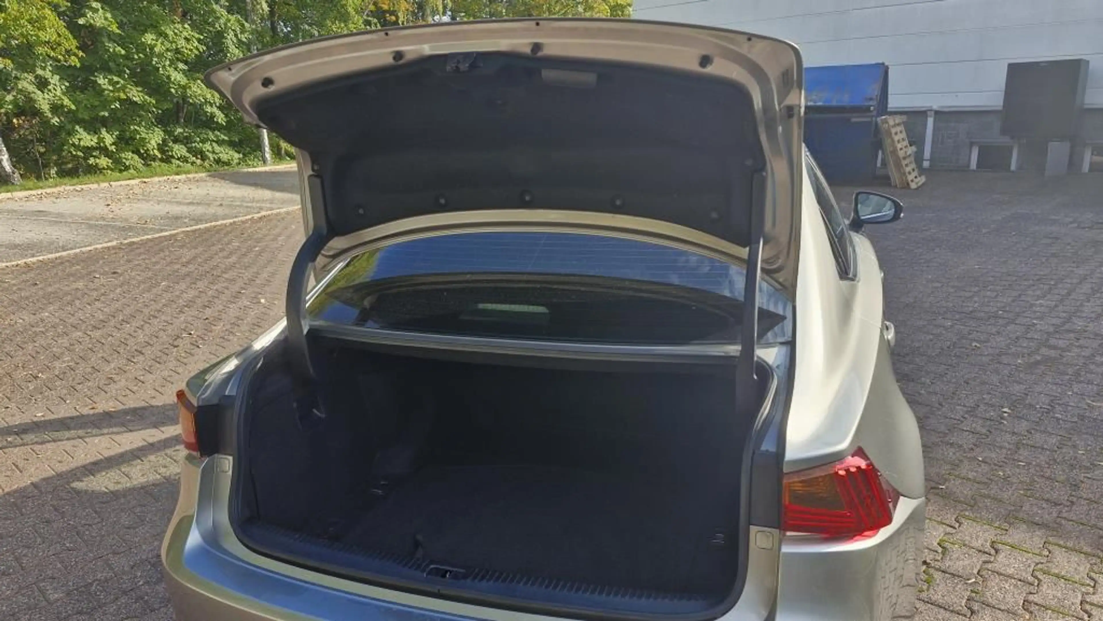 Lexus IS 300 IS300H 2.5 Hybrid Klimaautomatik+Sitzheizung — photo 8