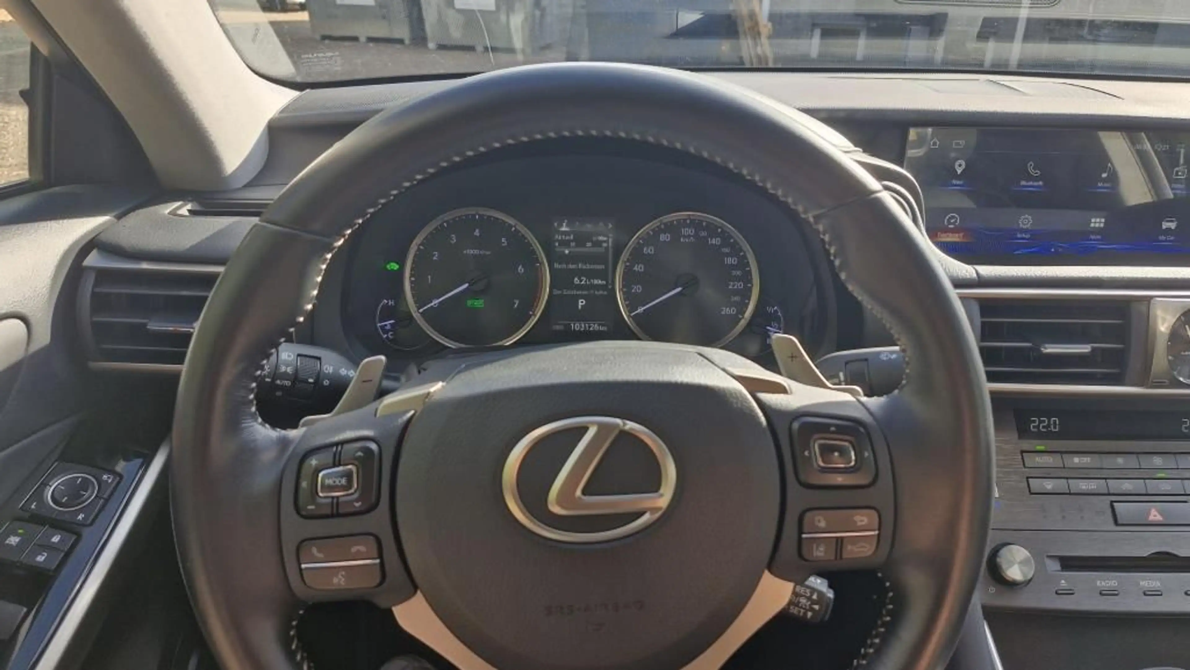 Lexus IS 300 IS300H 2.5 Hybrid Klimaautomatik+Sitzheizung — photo 14