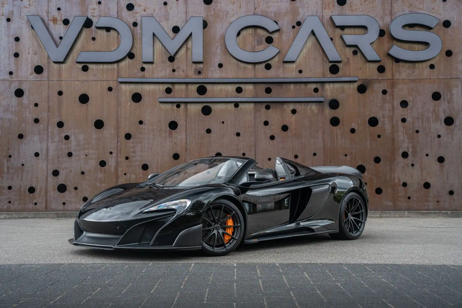 McLaren 675LT *ONLY 25 KM*1 OF 500*1st OWNER*CARB Schwarz - 1