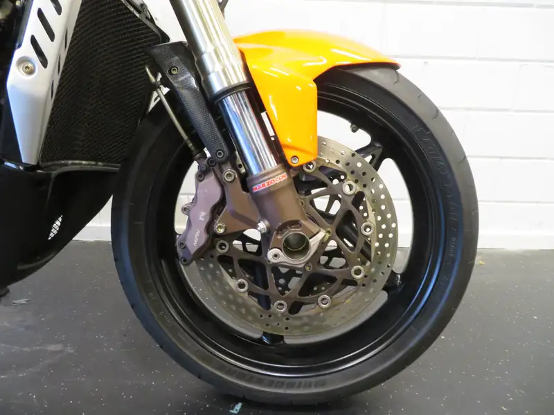 MV Agusta Brutale 910 - foto 4