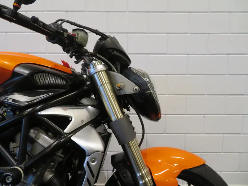 MV Agusta Brutale 910 - foto 5