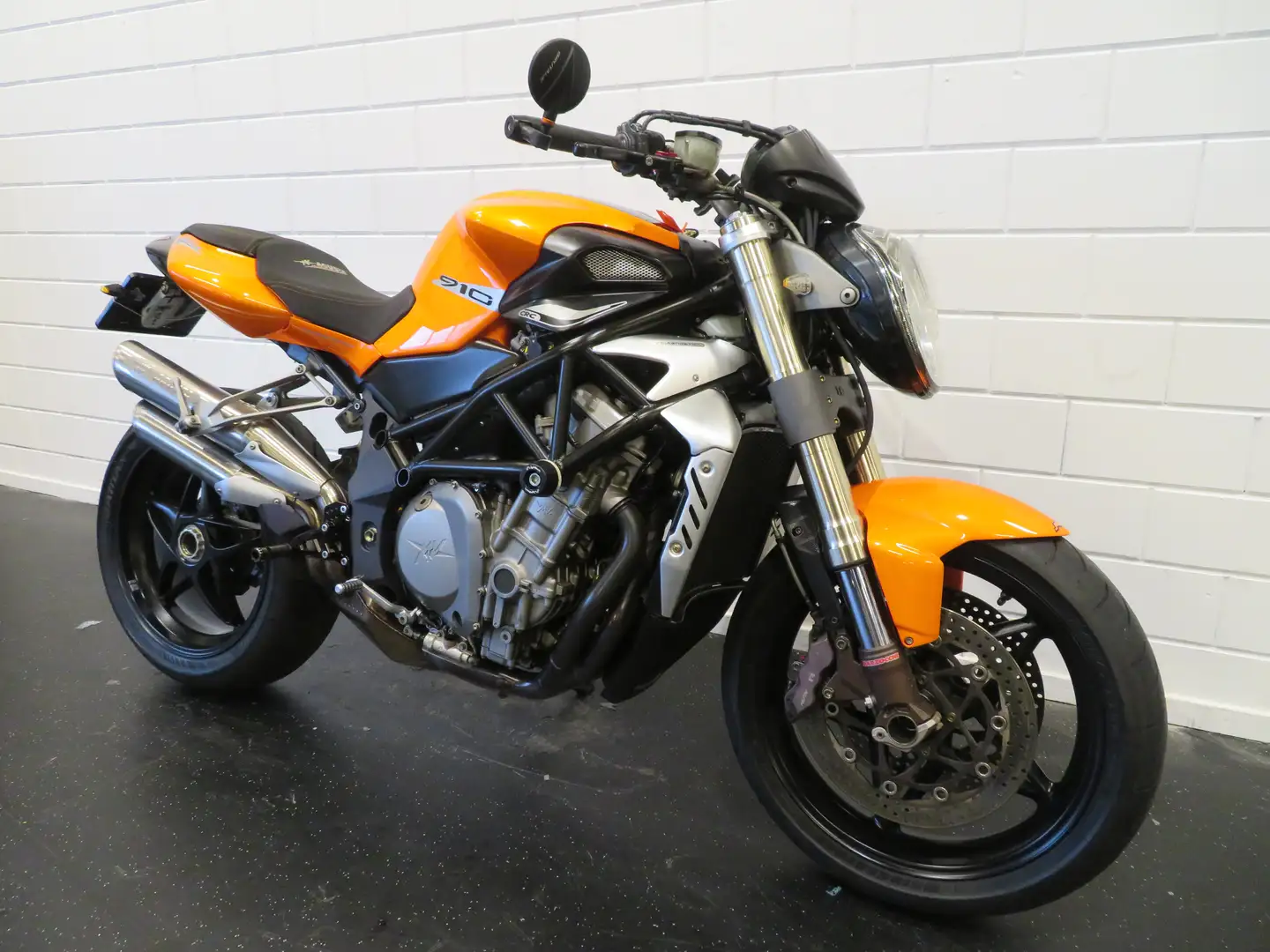 MV Agusta Brutale 910 R TOPSTAAT! Oranje - 2