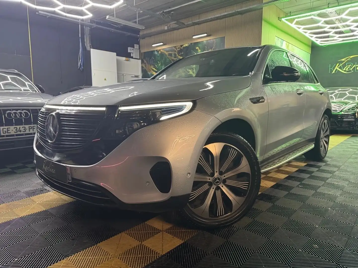 Mercedes-Benz EQC 400 400 Edition 1886 4Matic 408 cv - TOIT OUVRANT-CAMERA 360°-CARPLAY- TVA RECUPERAB Noir - 1