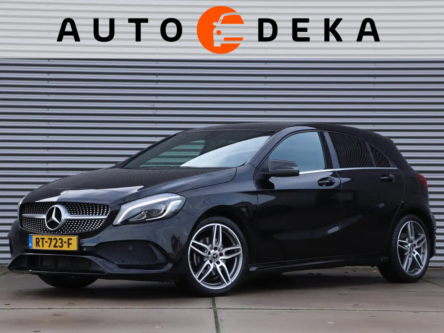 Mercedes-Benz A 160 AMG-Line Automaat *Alcantara*Parkeersens.* Zwart - 1