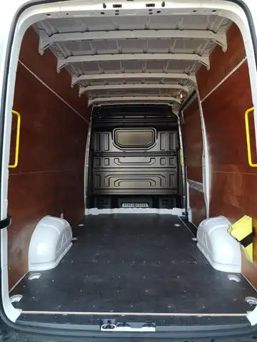 Volkswagen Crafter Kastenwagen Kasten 35 mittellang Hochda... Ansicht 9