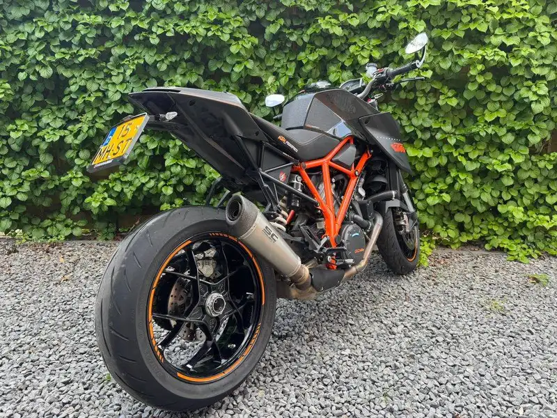 KTM 1290 SUPER DUKE R - foto 3