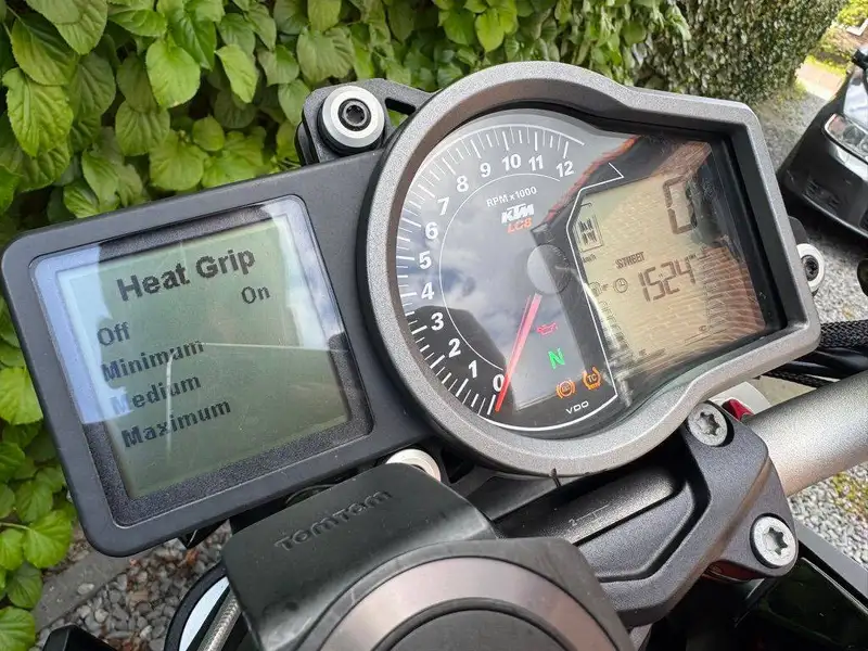 KTM 1290 SUPER DUKE R - foto 6