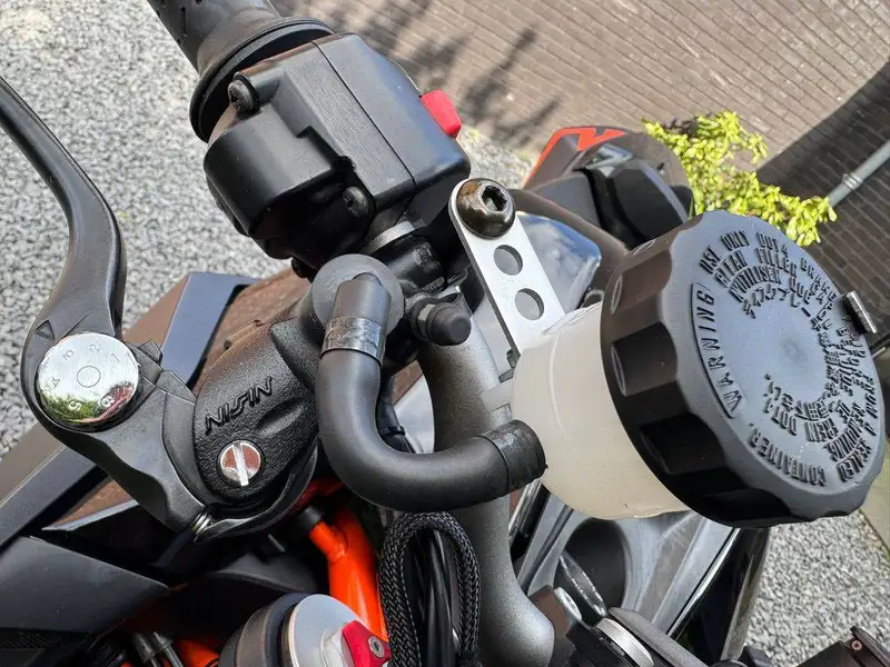 KTM 1290 SUPER DUKE R - foto 8