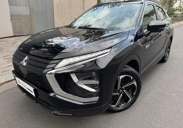 Mitsubishi Eclipse Cross (2) 2.4 mivec phev twin motor 4wd invite