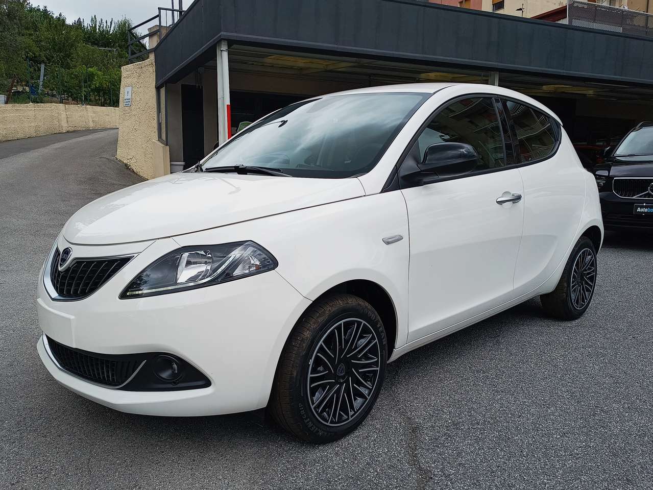 Lancia Ypsilon 1.0 Hybrid Gold - KM.ZERO - PRONTA CONSEGNA
