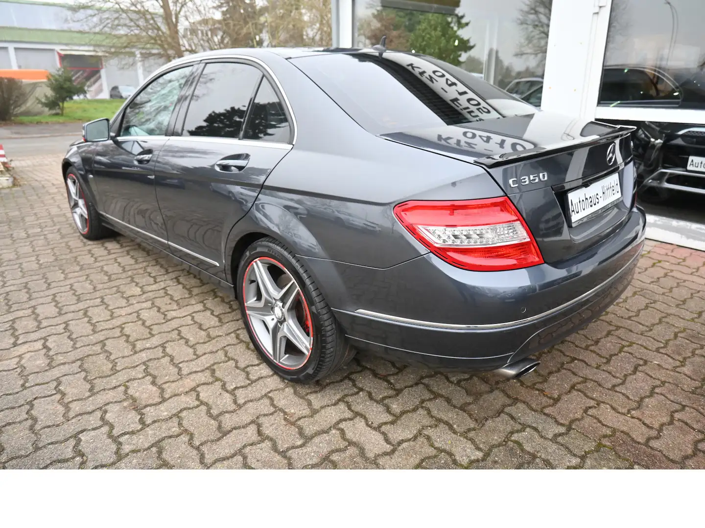 Mercedes-Benz C 350 CDI BE *Avantgarde* 7G-Aut AMG NAVI Leder Grau - 2