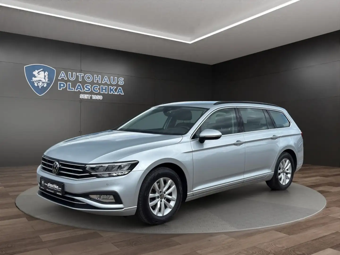 Volkswagen Passat Variant 1.5 TSI DSG Business LED+KAMERA+SHZ Klima Navi Argent - 1