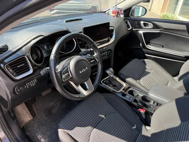 Kia Ceed view 9