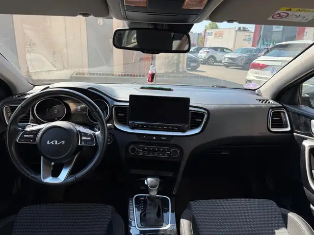 Kia Ceed view 14