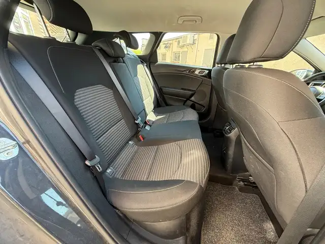 Kia Ceed view 12