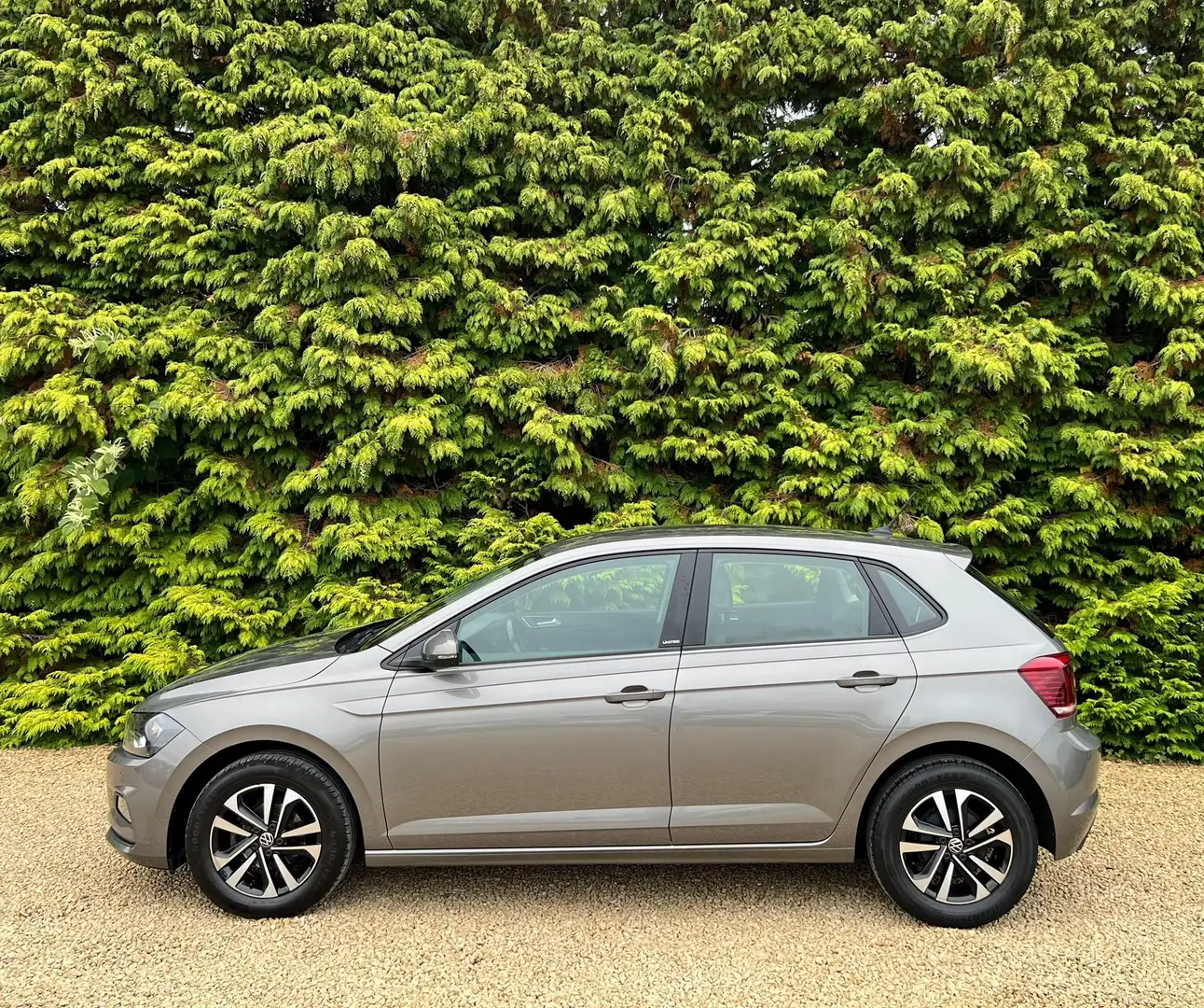 Volkswagen Polo 1.0 TSi United DSG SPORT FULL GPS CUIR CLIM LED Grau - 2