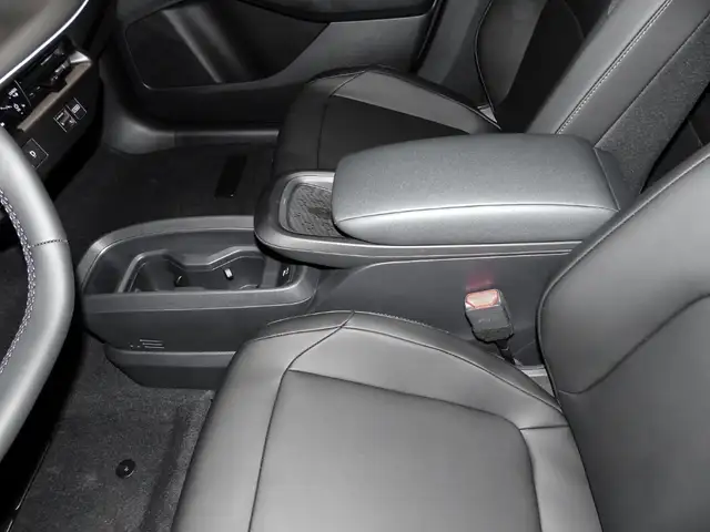 Nissan Leaf view 11