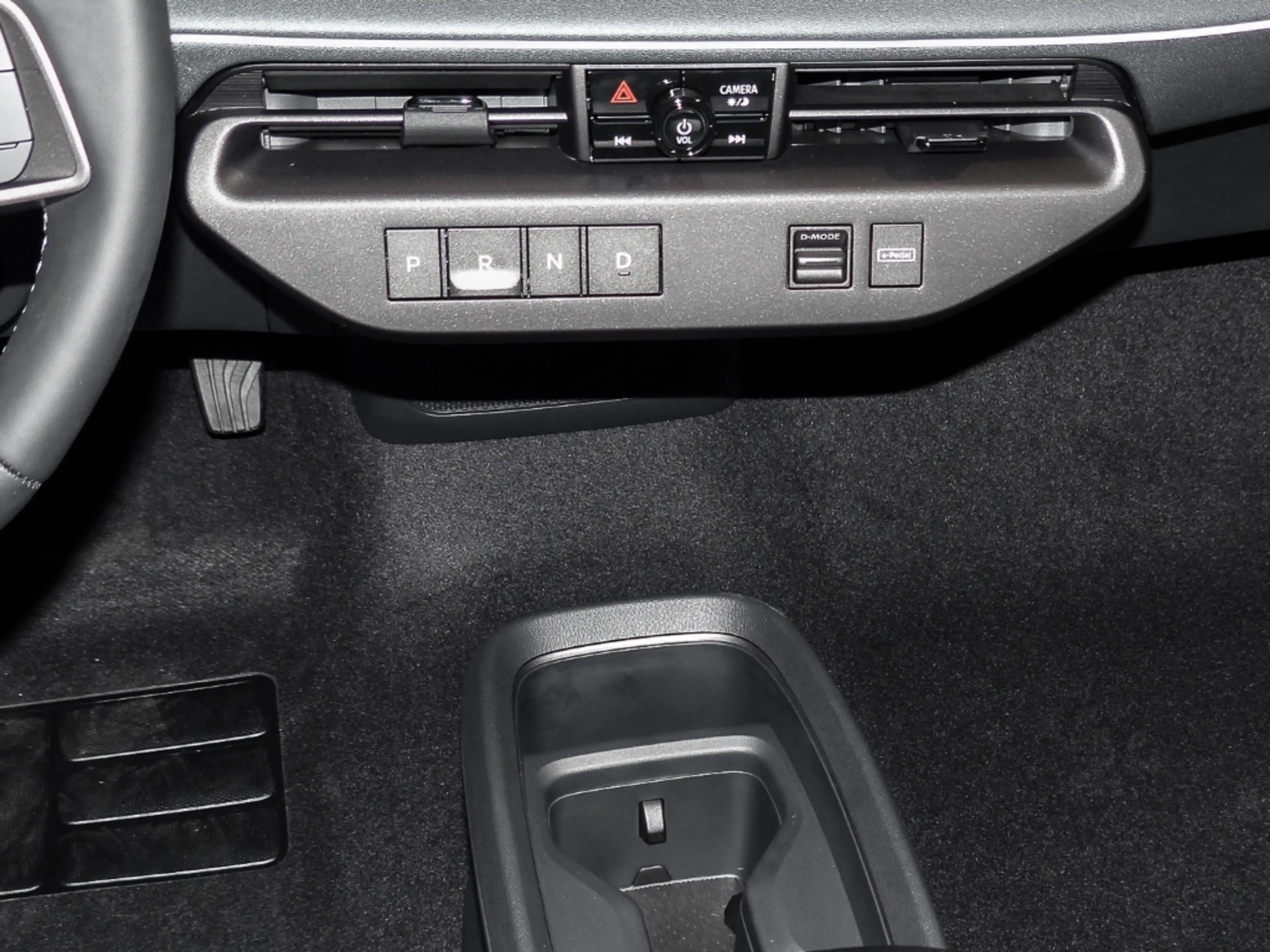Nissan Leaf Advance 75kWh V2L 2FL Panorama-Glasdach ''neues Mo — photo 10