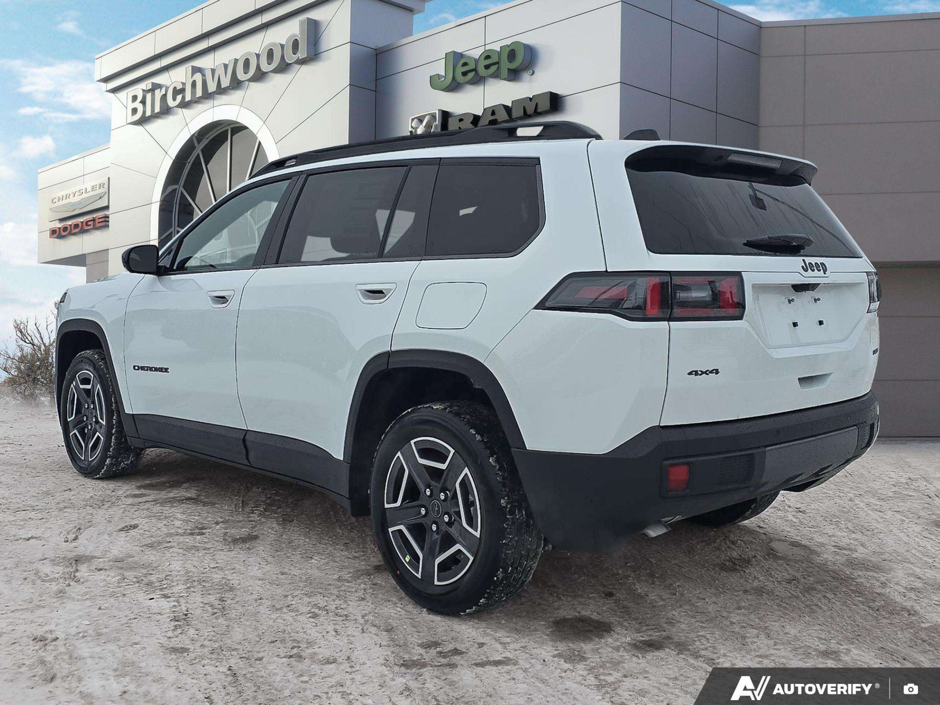 2026 Jeep Cherokee Laredo | Heated Seats & Steering Wheel | NEW FOR LESS | — снимка 5
