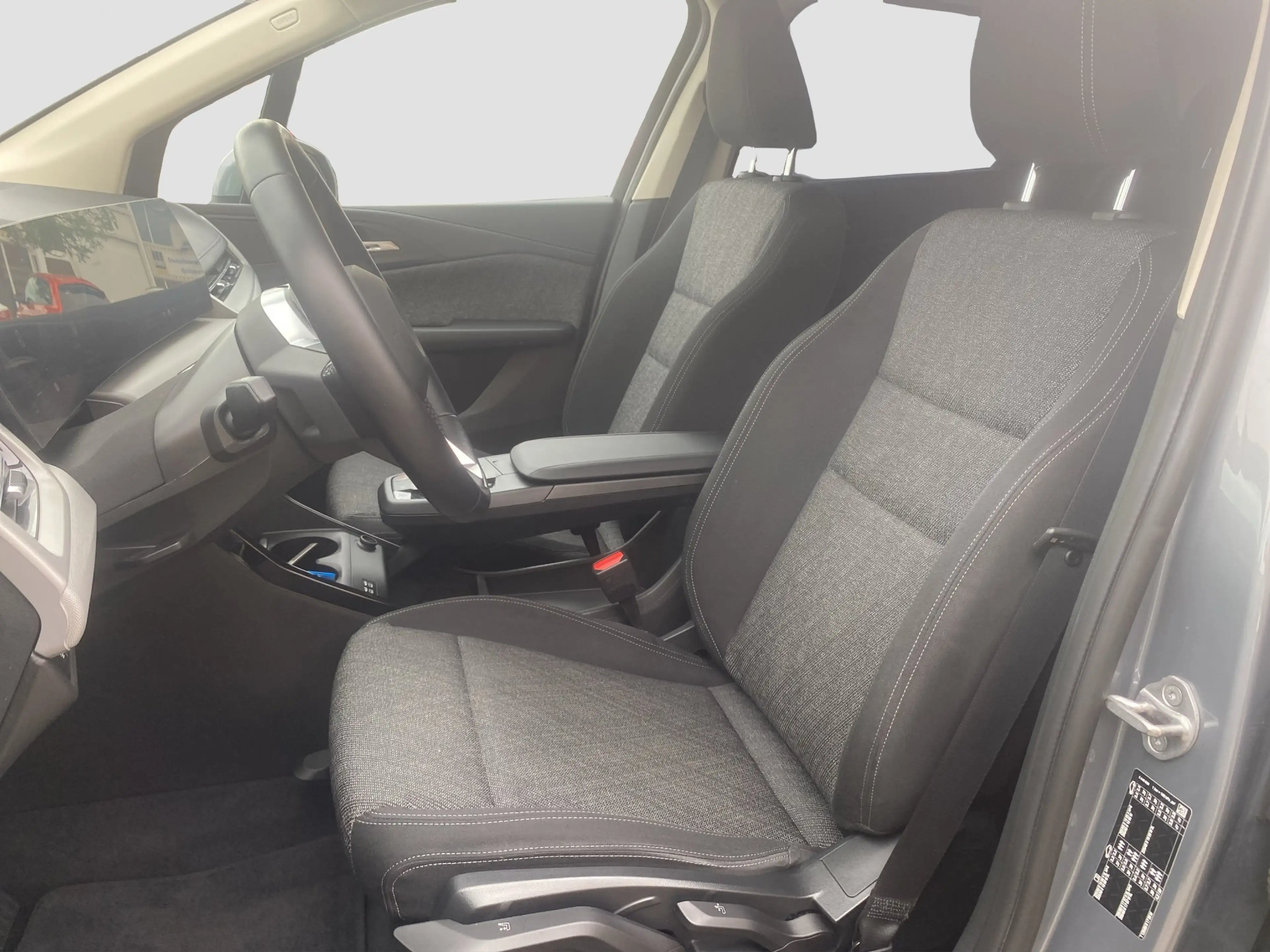 BMW 218 218i Active Tourer LED SpurAss AHK Navi ParkAss — photo 11