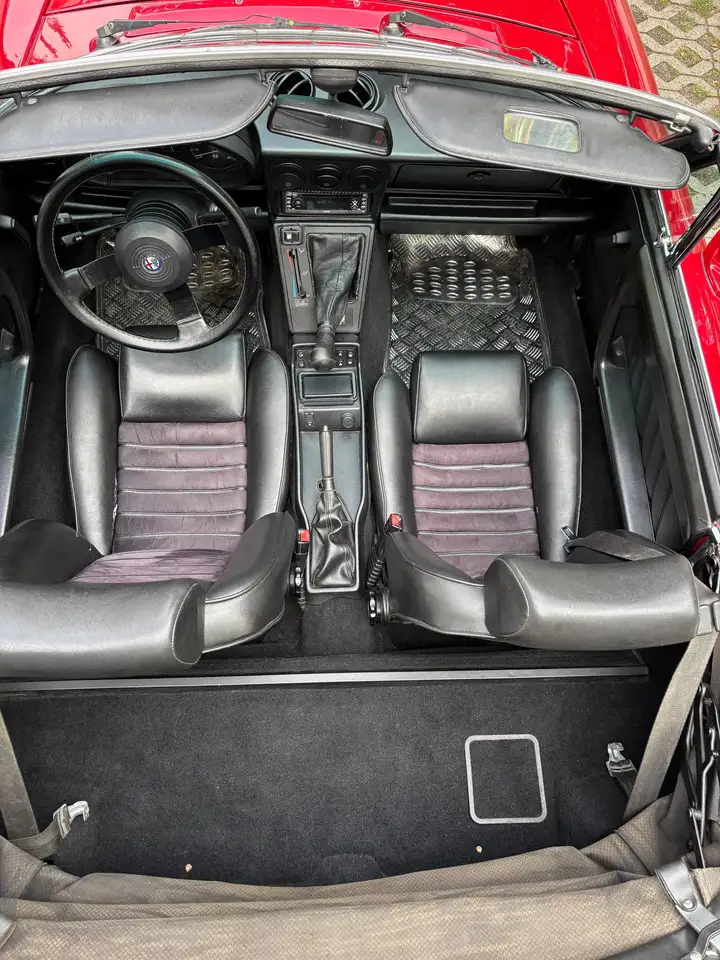 Alfa Romeo Spider 2.0, foto 8