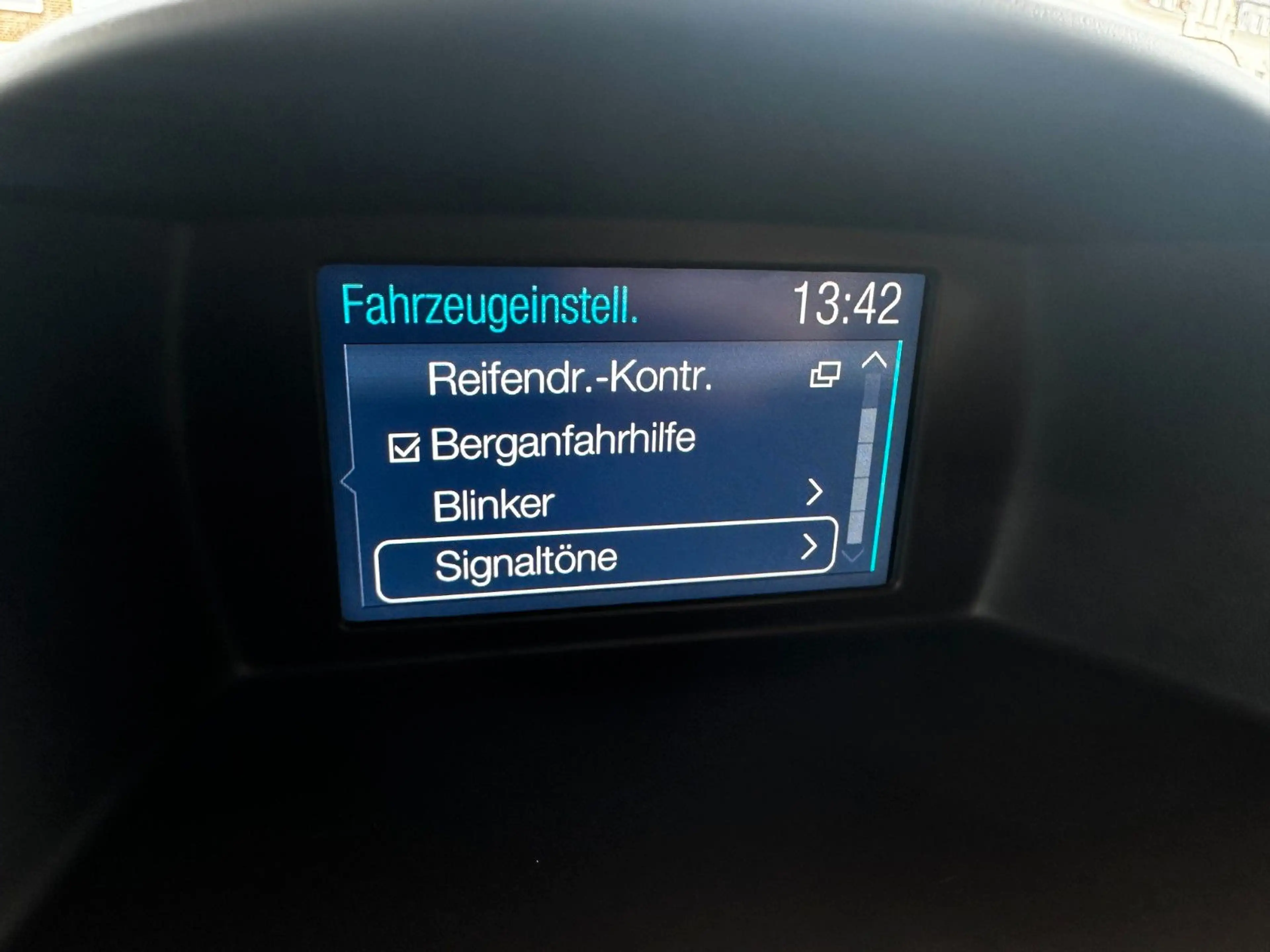 Ford Fiesta Celebration | viel Zubehör | Navi LED — photo 40
