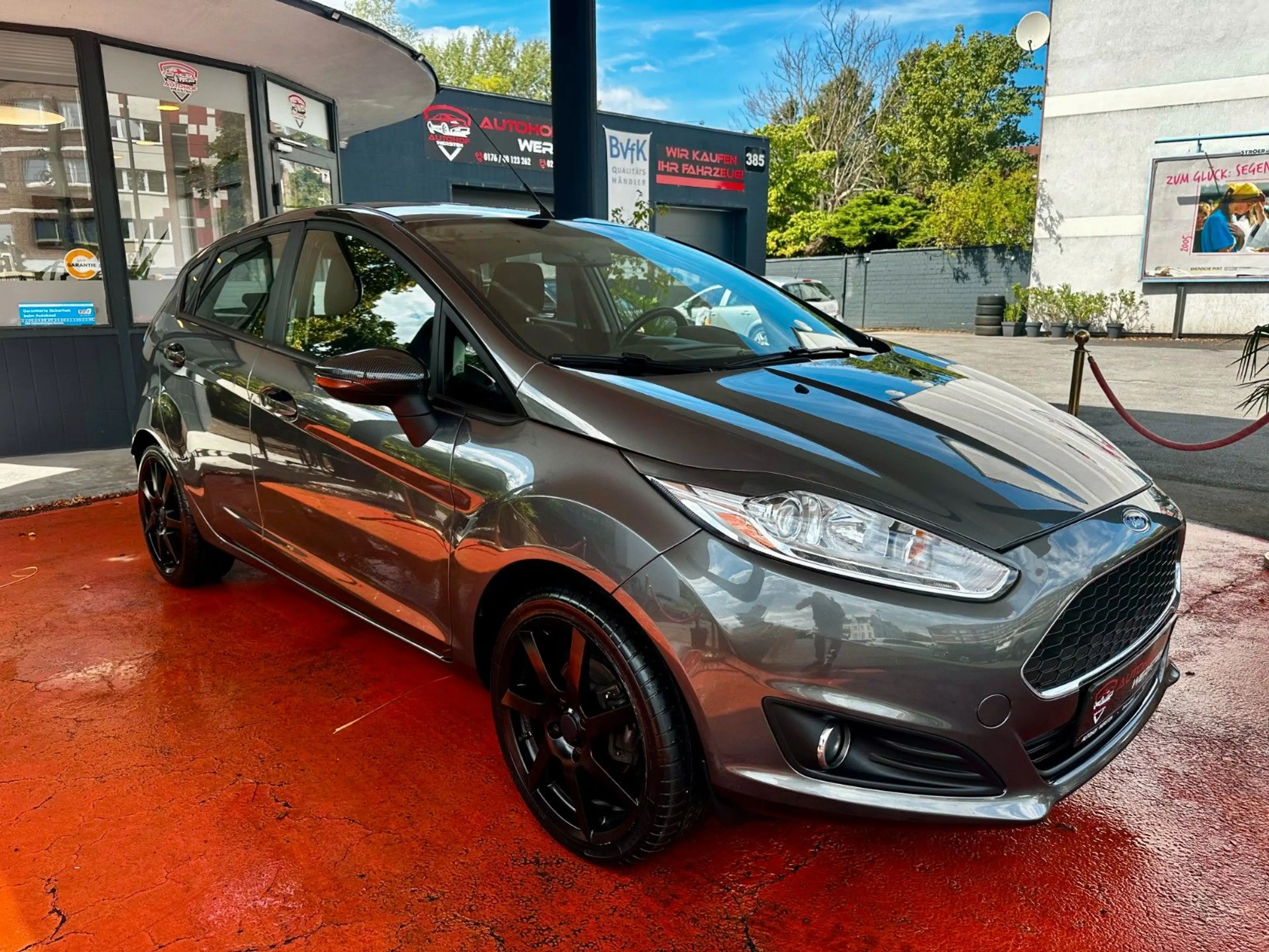 Ford Fiesta Celebration | viel Zubehör | Navi LED