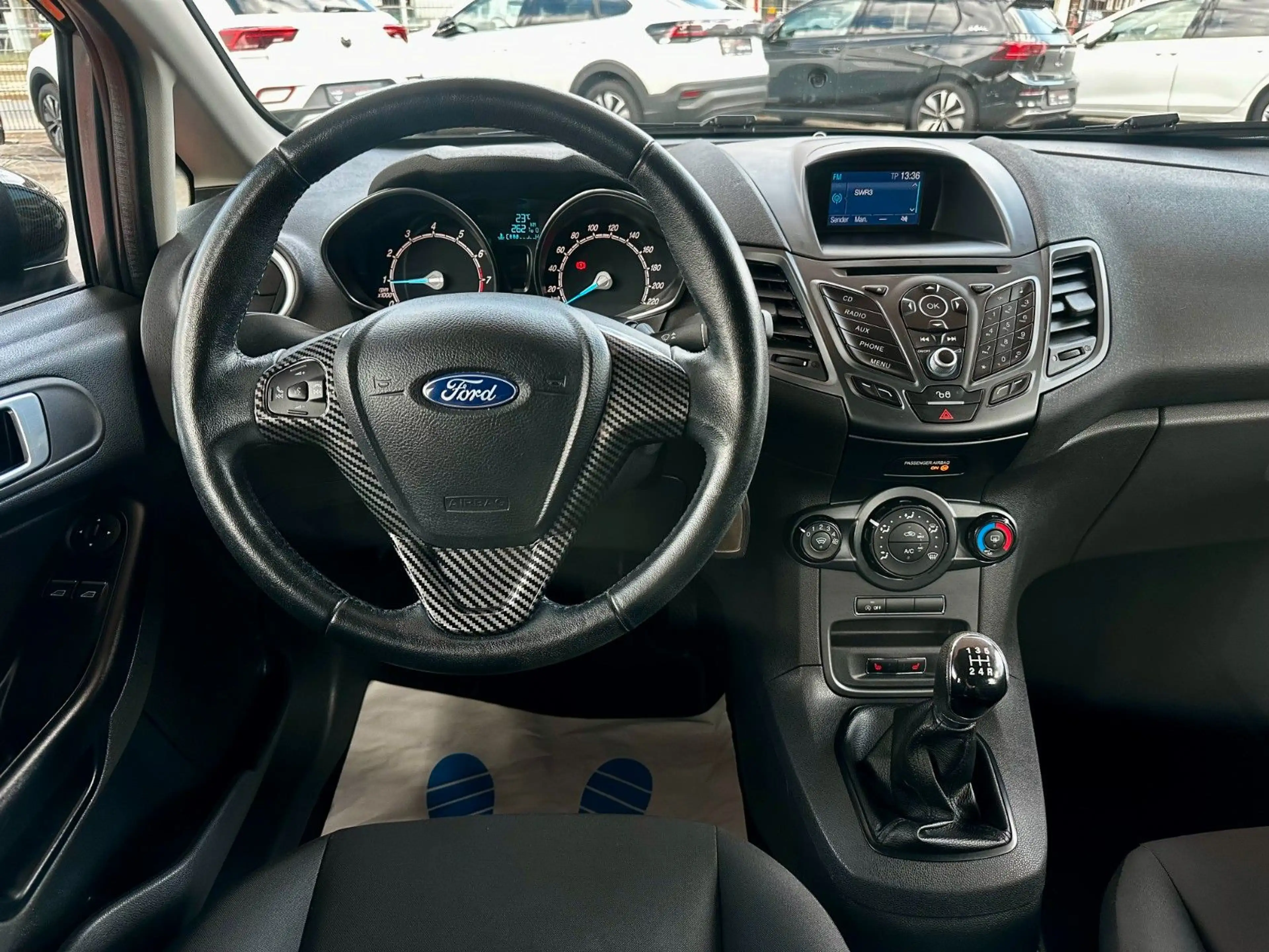 Ford Fiesta Celebration | viel Zubehör | Navi LED — photo 14