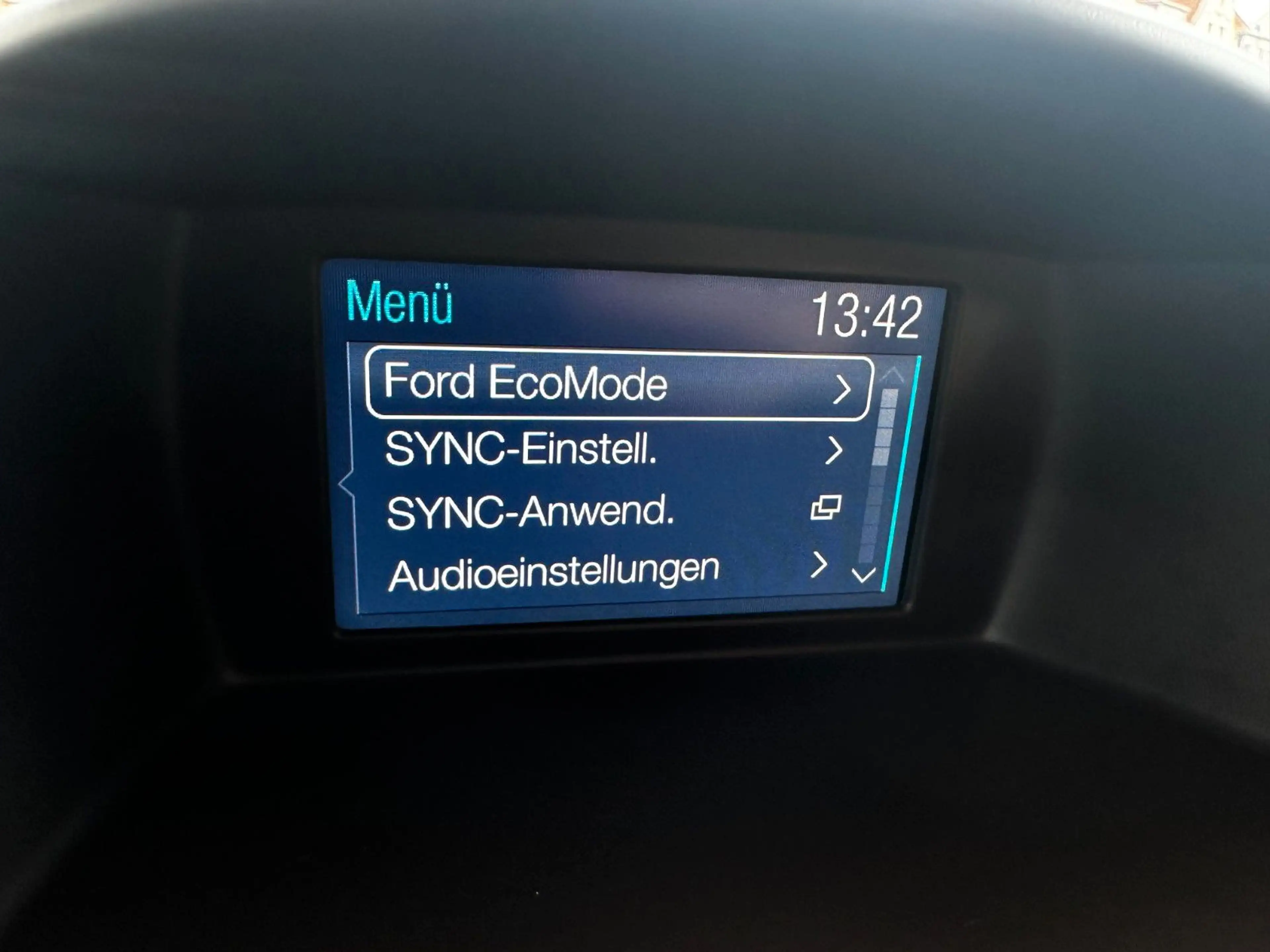 Ford Fiesta Celebration | viel Zubehör | Navi LED — photo 35