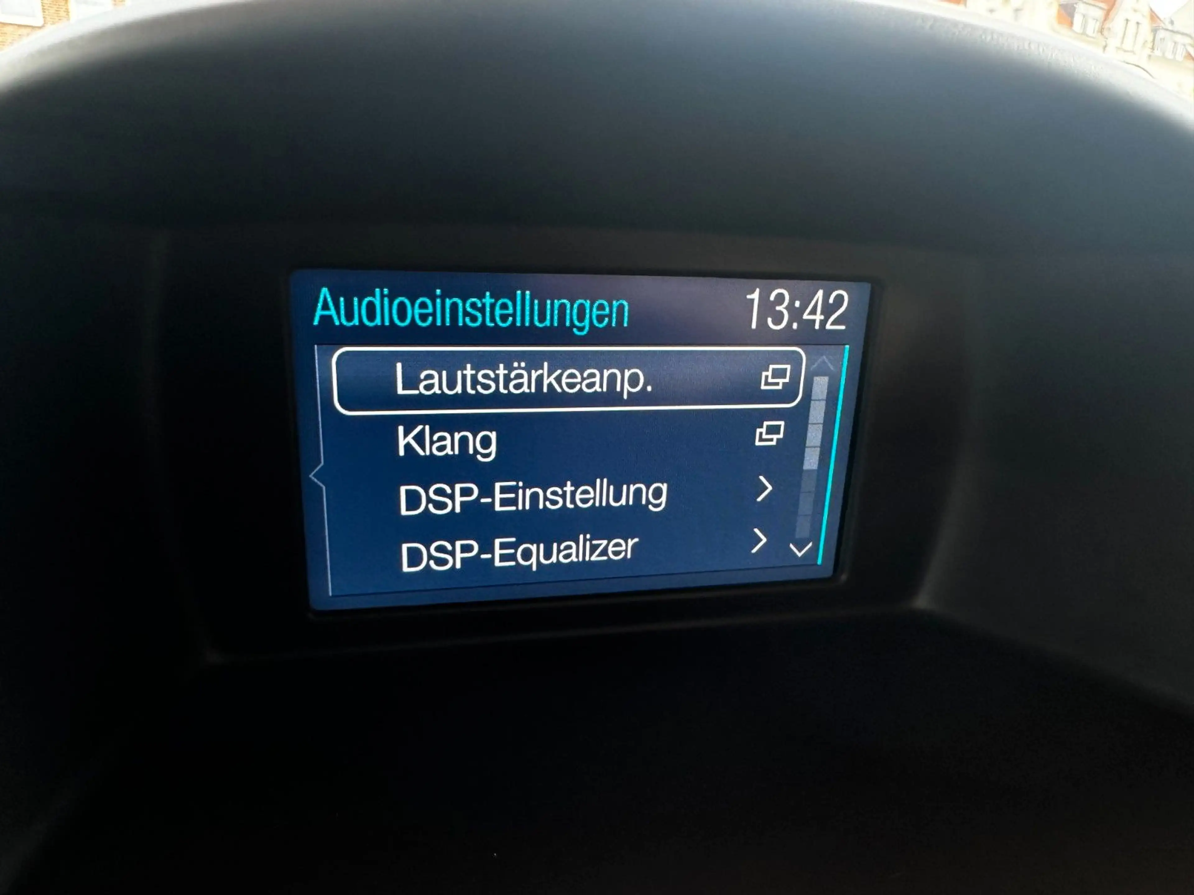 Ford Fiesta Celebration | viel Zubehör | Navi LED — photo 38