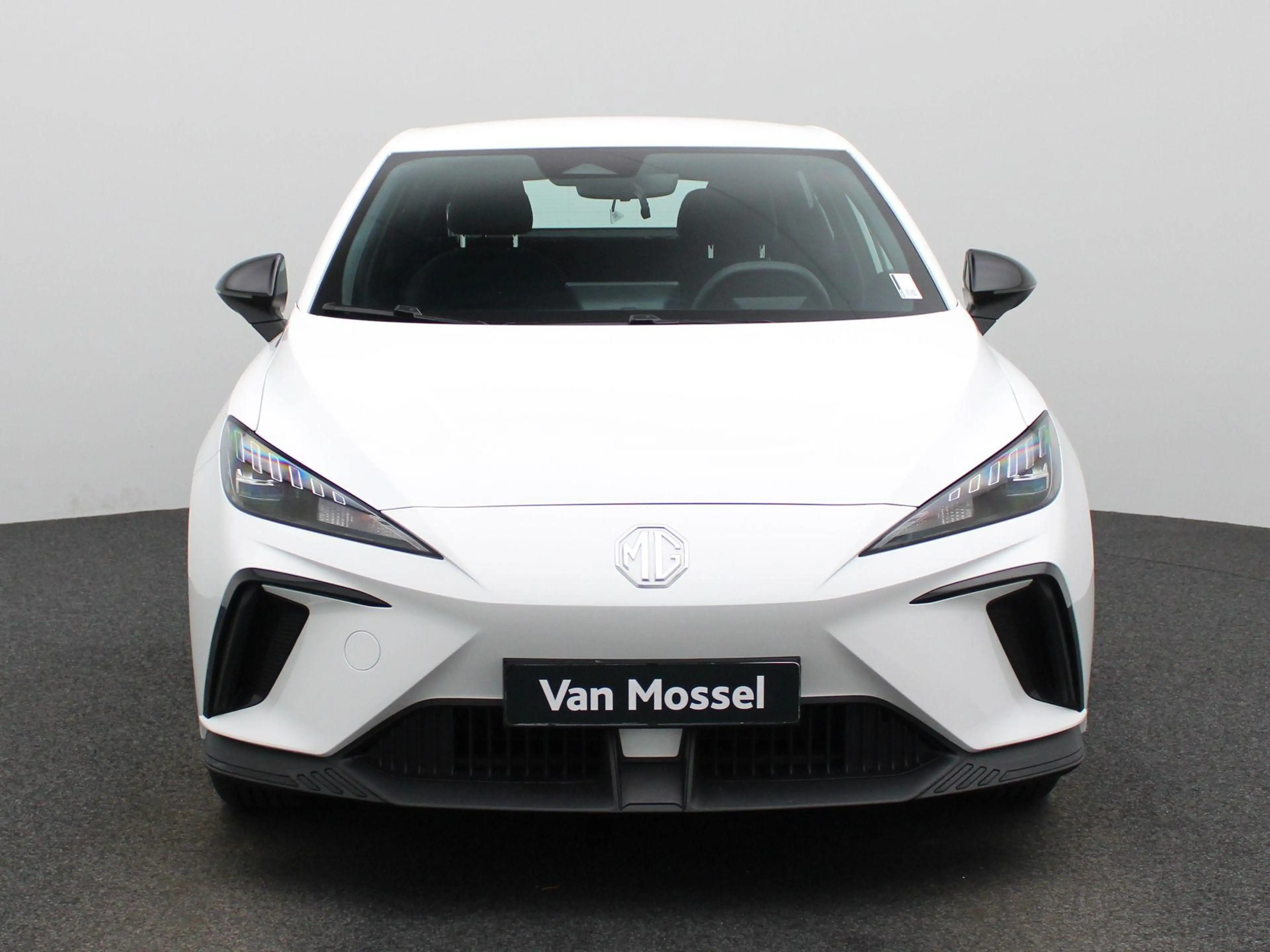 MG MG4 Electric Standard 51 kWh LED | CARPLAY | ANDROID — photo 3