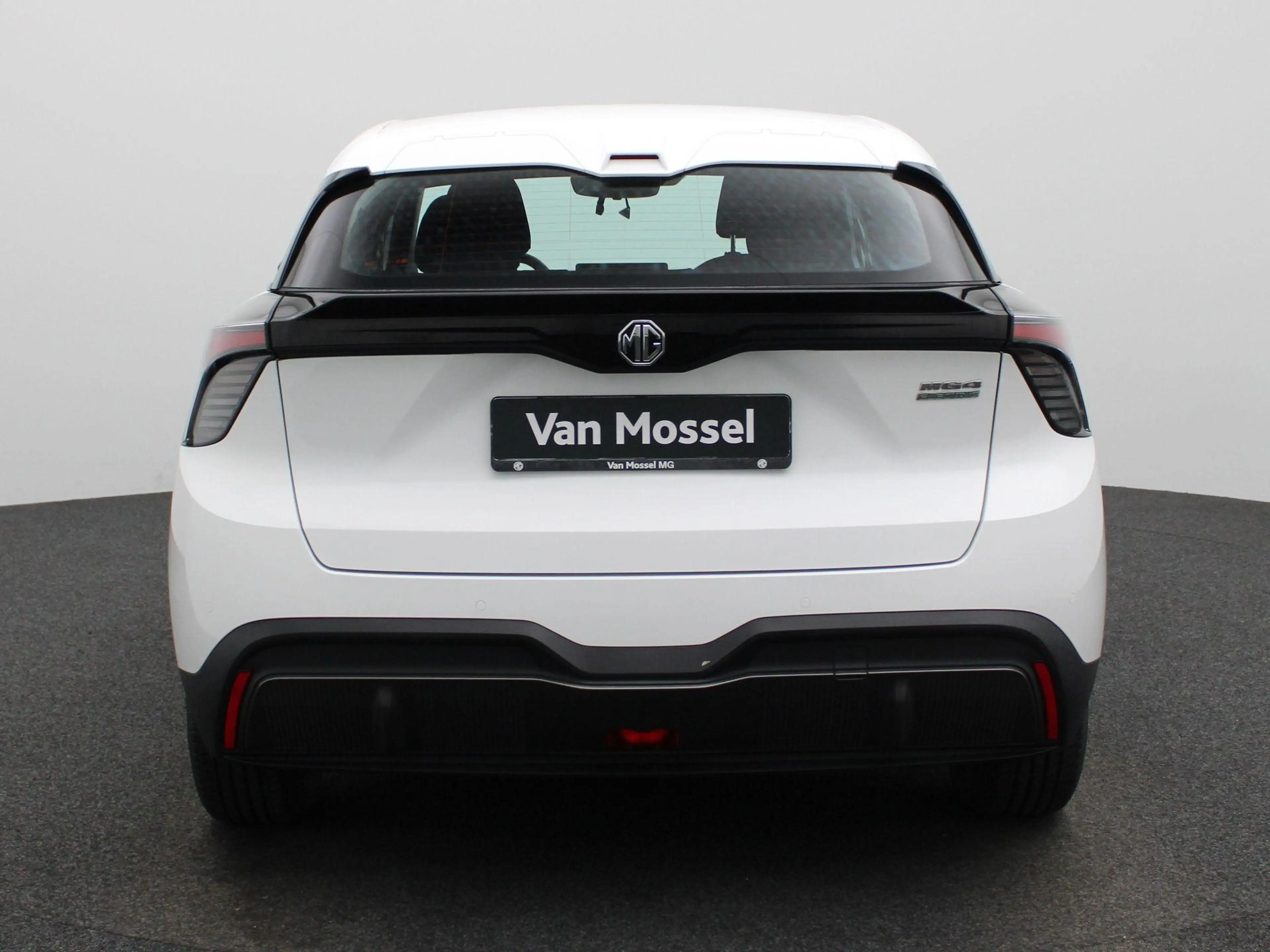 MG MG4 Electric Standard 51 kWh LED | CARPLAY | ANDROID — photo 5