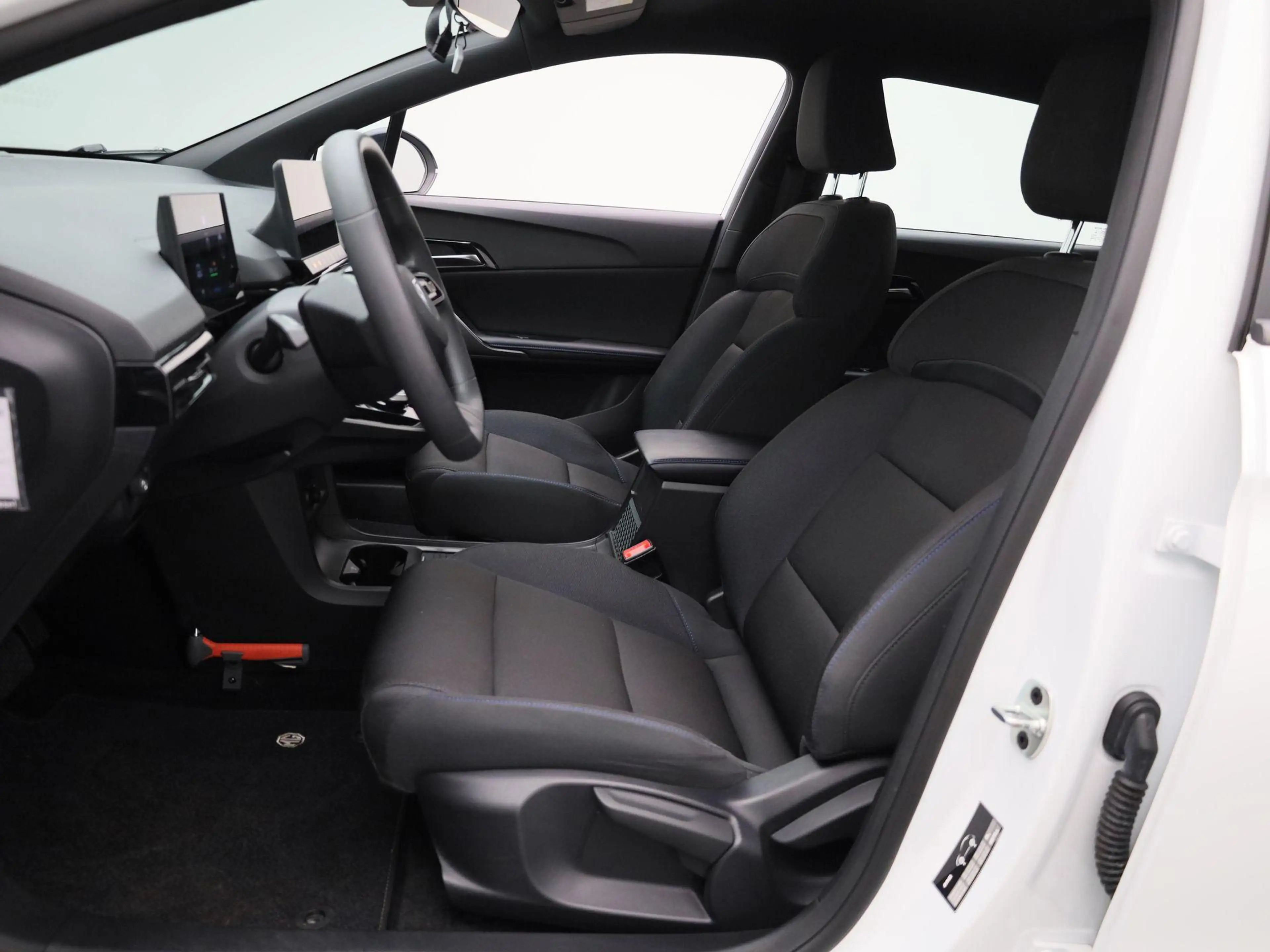 MG MG4 Electric Standard 51 kWh LED | CARPLAY | ANDROID — photo 10