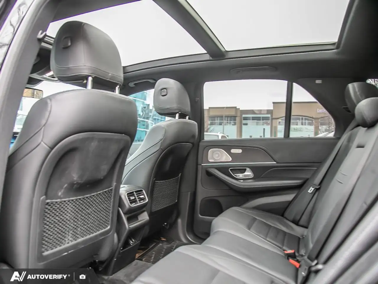 Mercedes-Benz GLE снимка Mercedes-Benz GLE