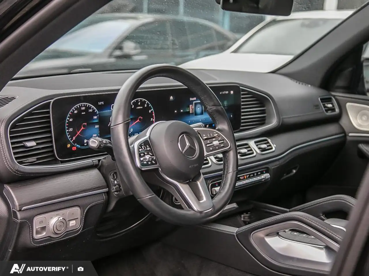 Mercedes-Benz GLE снимка Mercedes-Benz GLE