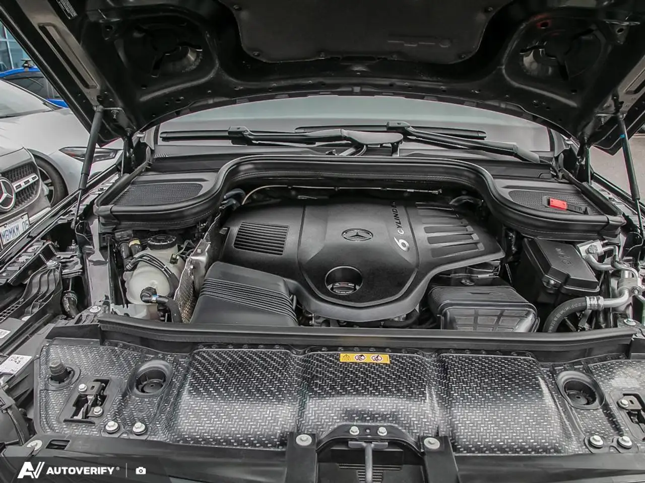Mercedes-Benz GLE снимка Mercedes-Benz GLE