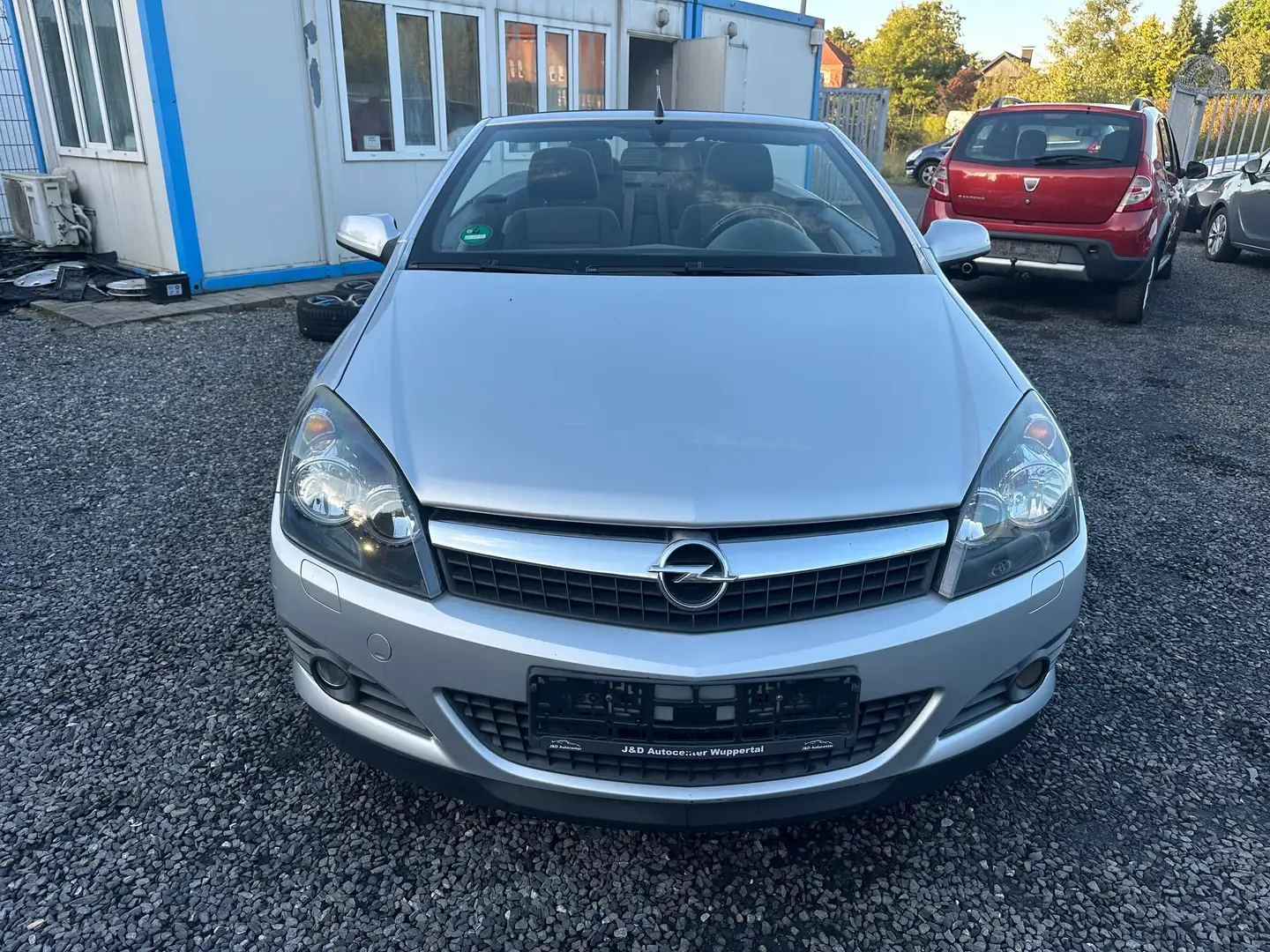 Opel Astra Edition Silber - 2