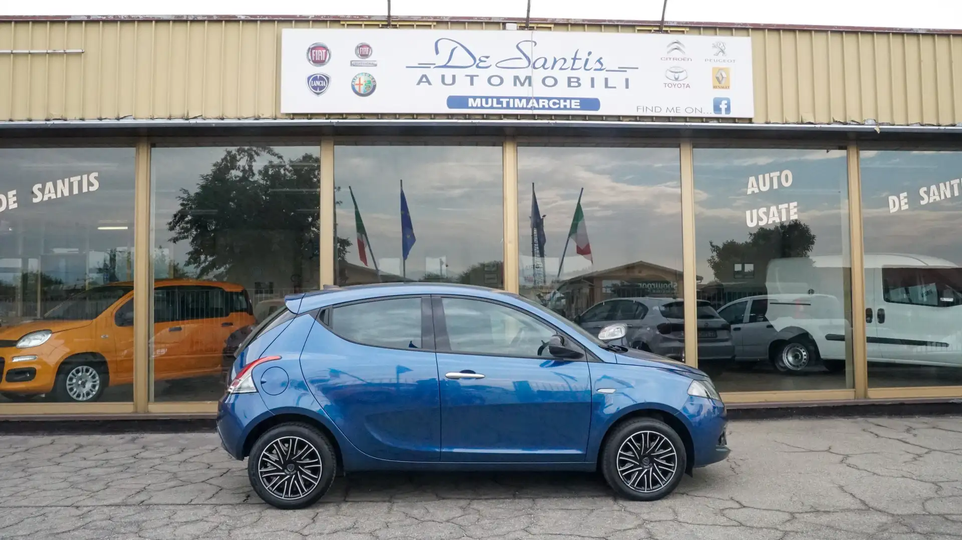 Lancia Ypsilon Ypsilon III 2021 1.0 firefly hybrid Gold s Blu/Azzurro - 2