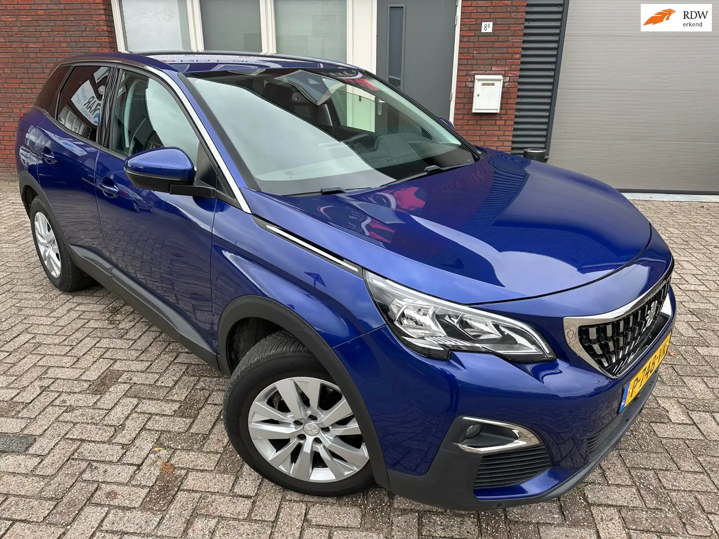 Peugeot 3008 1.2 PureTech Allure / Navi / PDC / Carplay / DAB Azul - 1