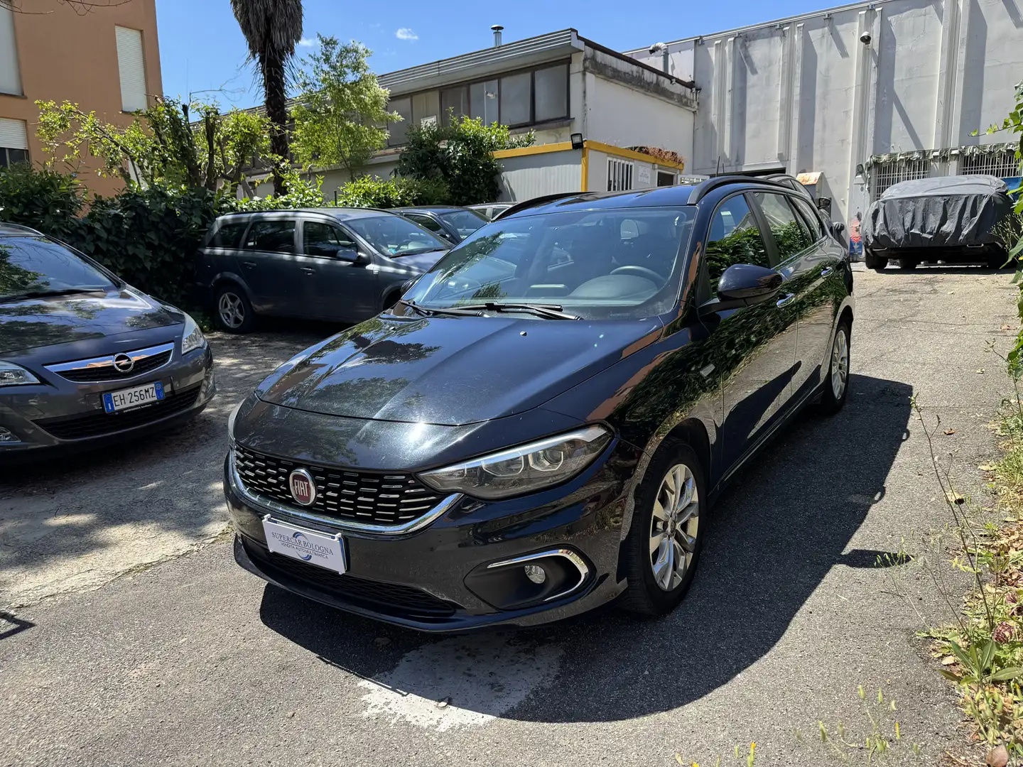 Fiat Tipo SW 1.6 mjt 120CV Business + GANCIO TRAINO Nero - 1