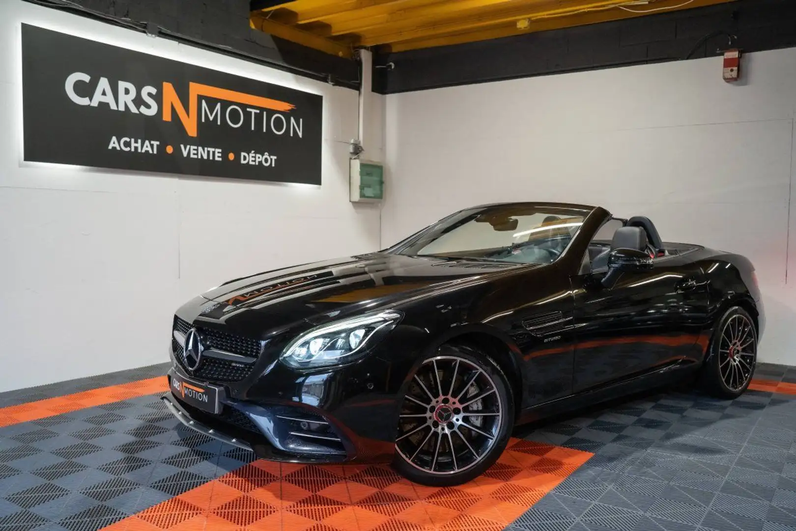 Mercedes-Benz SLC 43 AMG 43 AMG 367ch 9G-Tronic - Française / Historique constructeur complet Negro - 1