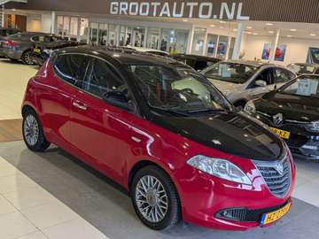 1.2 Platinum Airco, Stuurbekrachtiging