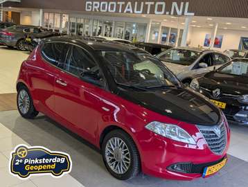 1.2 Platinum Airco, Stuurbekrachtiging