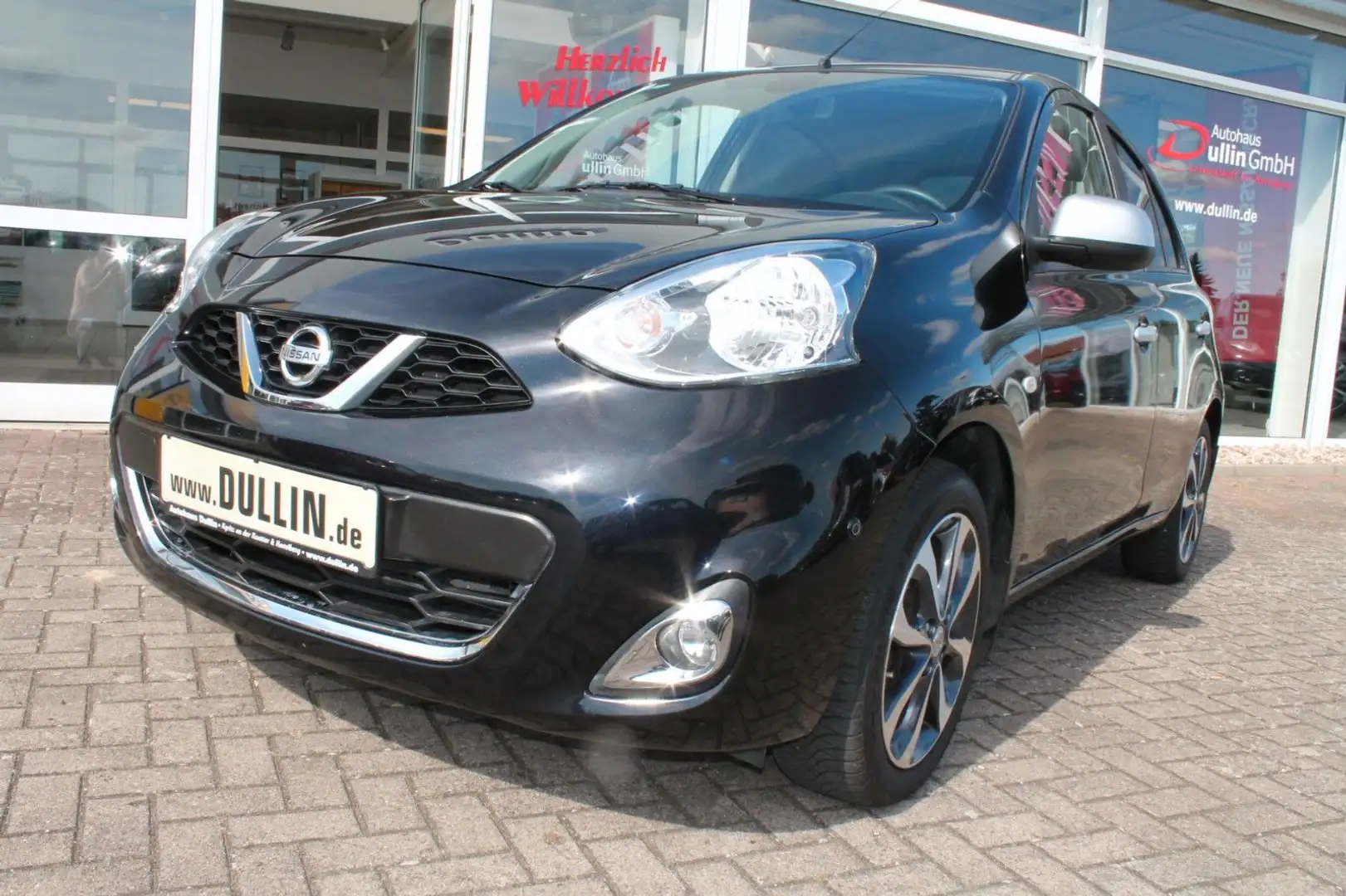 Nissan Micra 1,2 N-Tec Automatik+Ganzjahresreifen Schwarz - 2