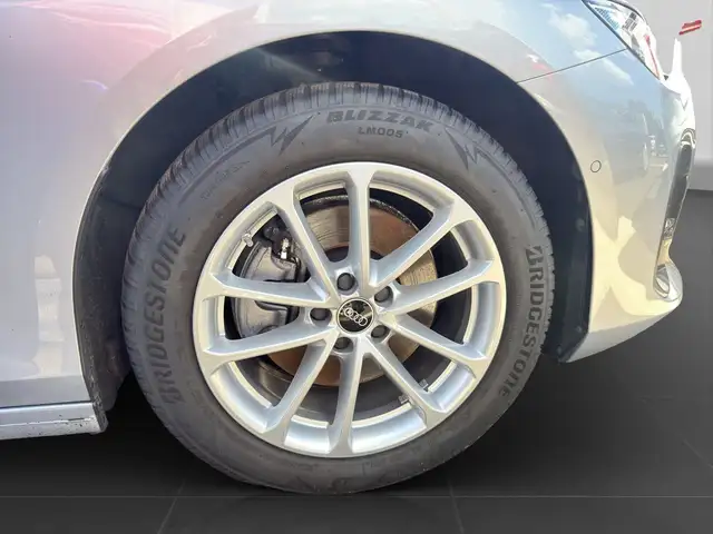 Audi A6 view 7
