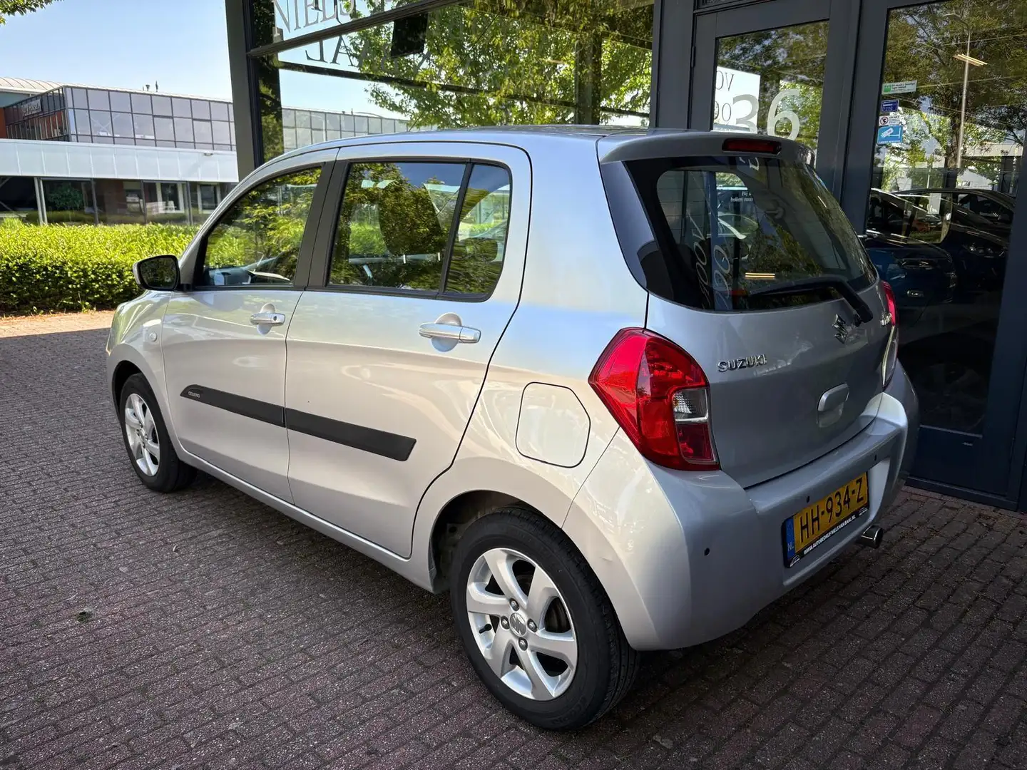 Suzuki Celerio 1.0 Exclusive 19Dkm NAP/Airco/PDC/Dealer Auto Gri - 2