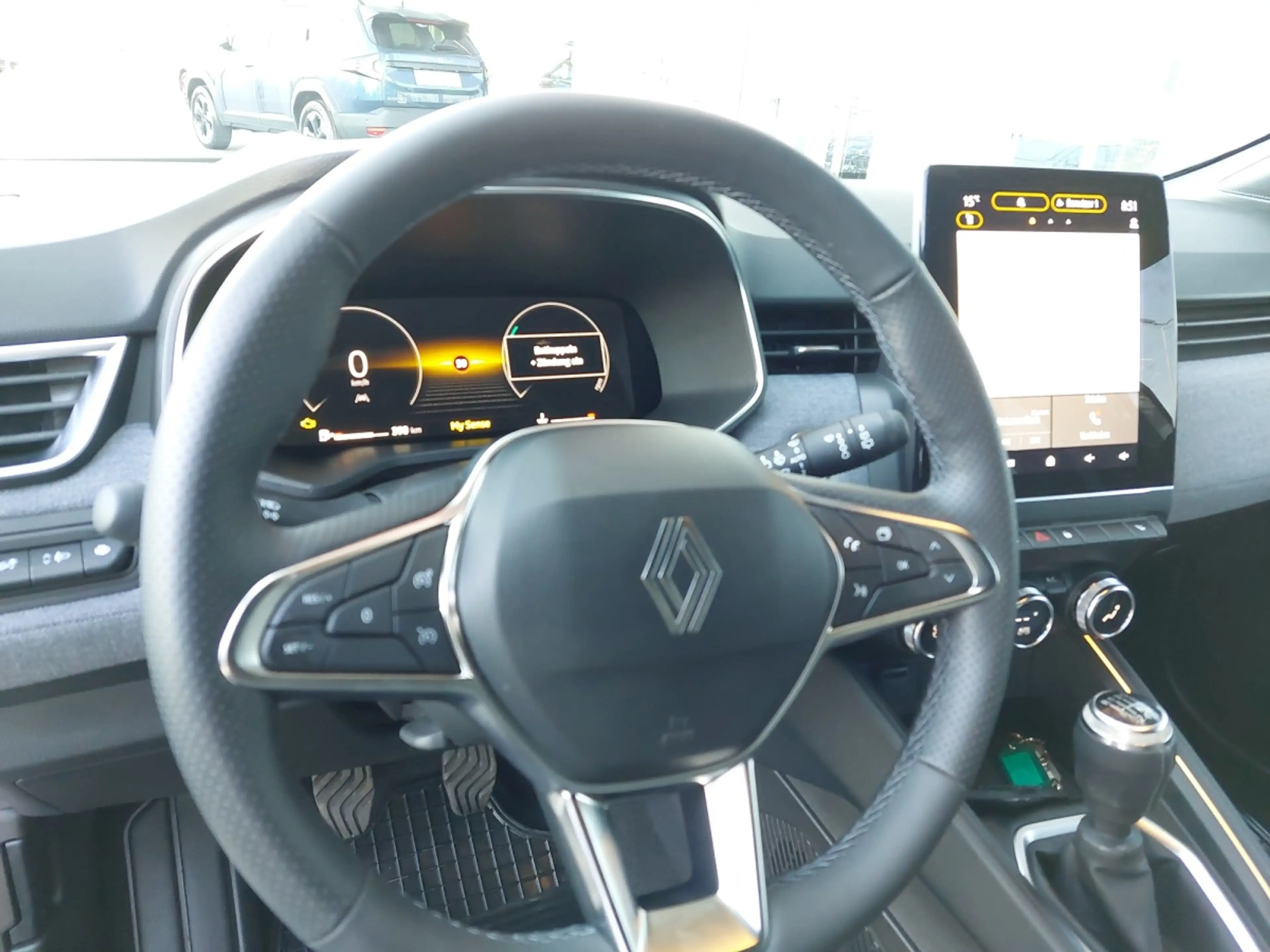 Renault Clio Techno TCe 90 — photo 12
